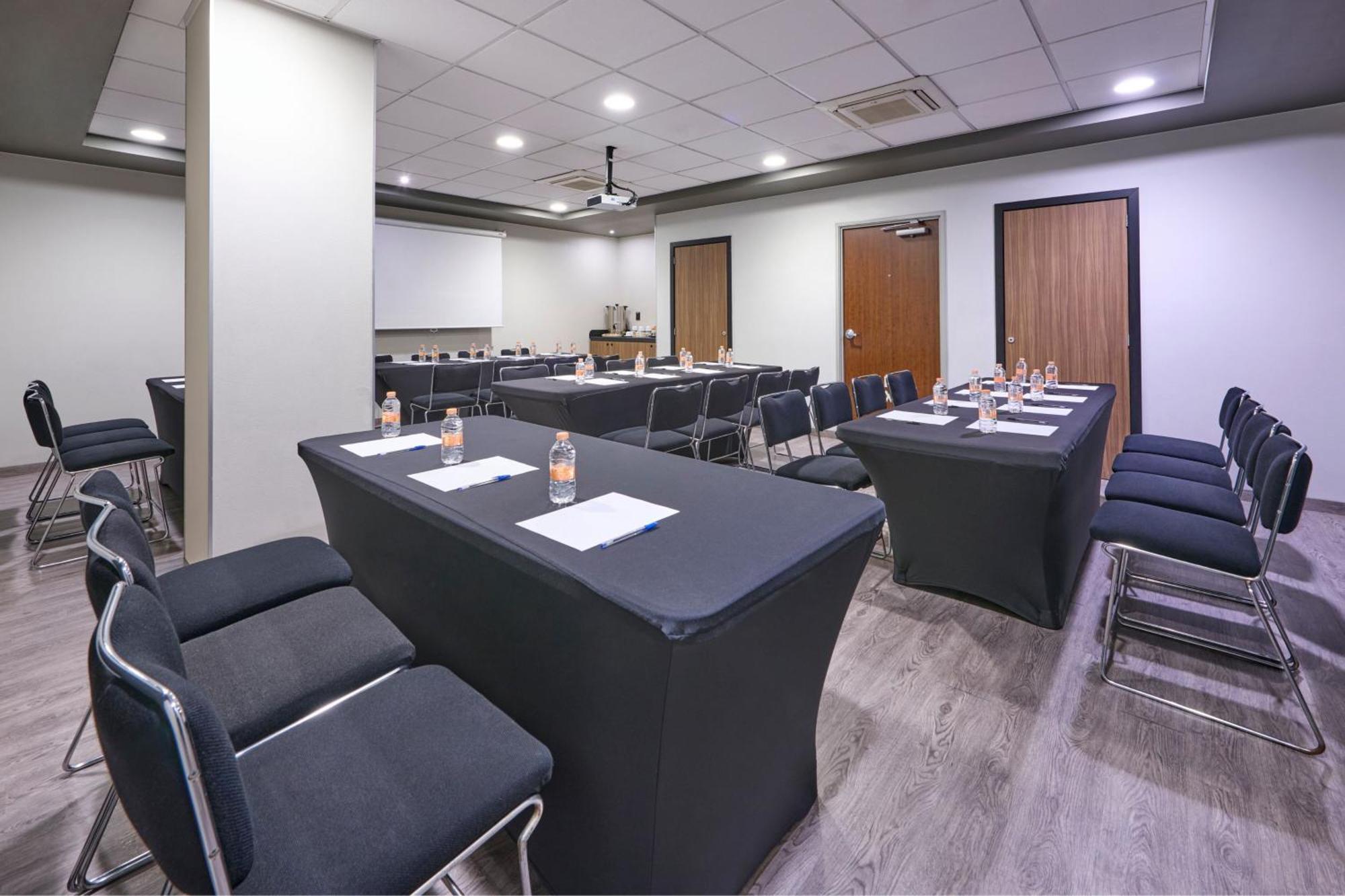 City Express Plus By Marriott Ciudad De Mexico Periferico Sur Tlalpan Εξωτερικό φωτογραφία